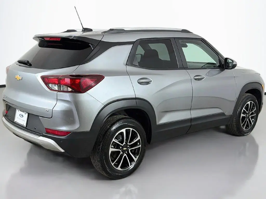 2025 Chevrolet Blazer - $22,199