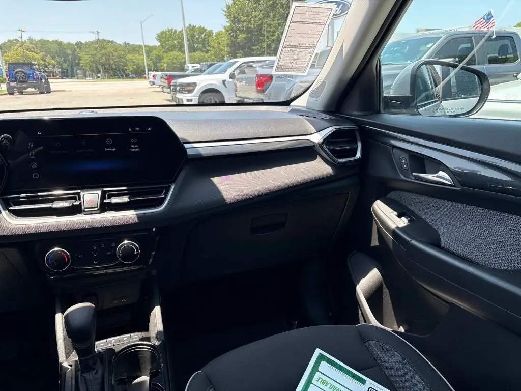 2025 Chevrolet Blazer - $21,682