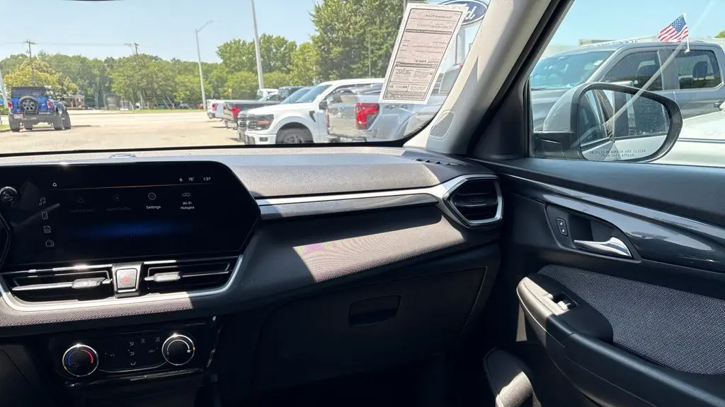 2025 Chevrolet Trailblazer LT