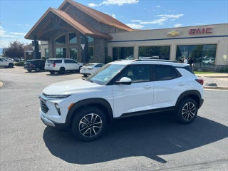 2026 Chevrolet Trailblazer with Summit White Exterior