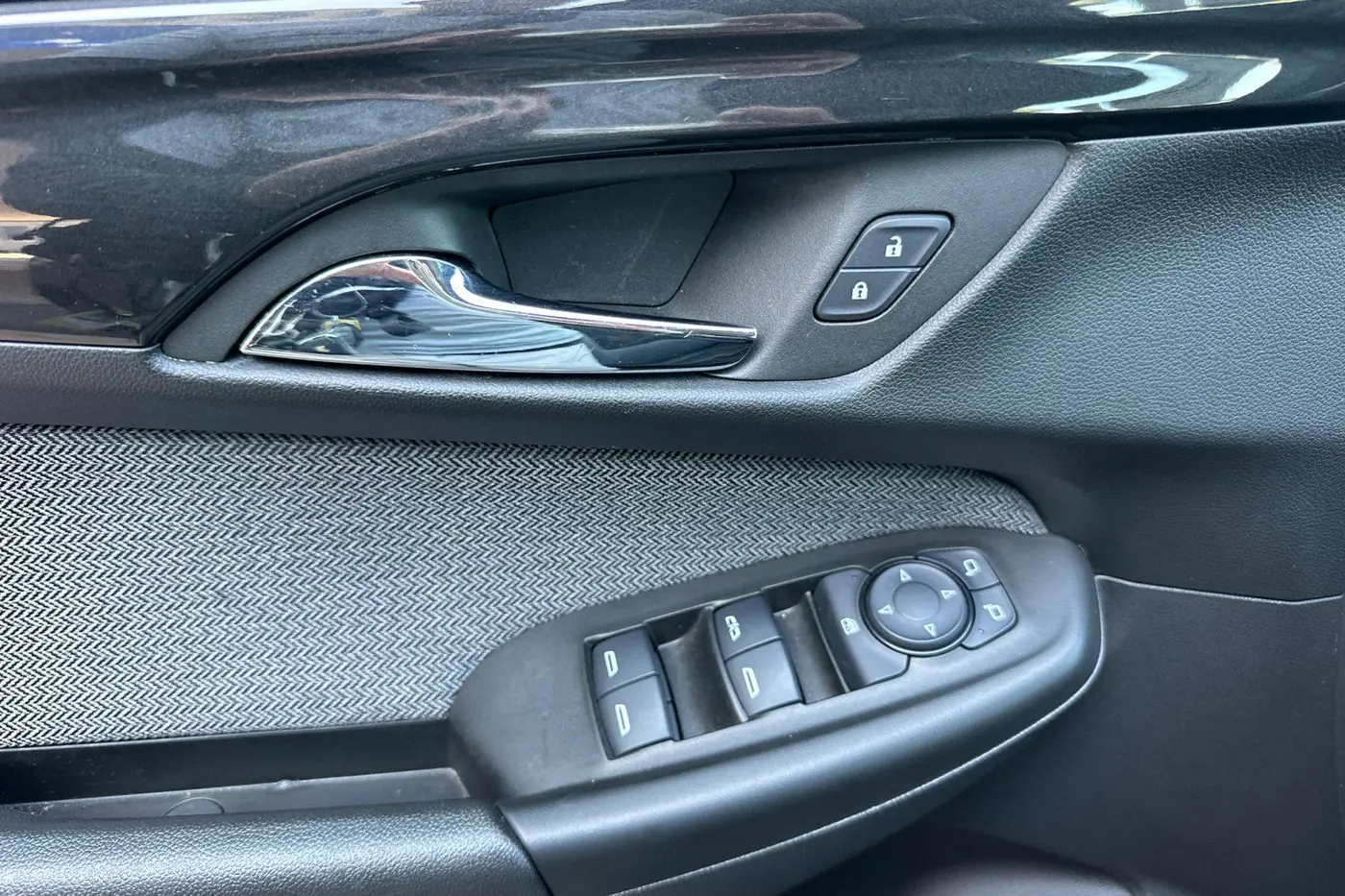 2025 Chevrolet Blazer - $18,598