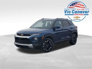 2021 Chevrolet Trailblazer with Pacific Blue Metallic Exterior