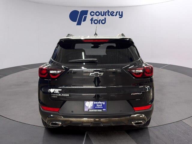 2025 Chevrolet Blazer - $28,990