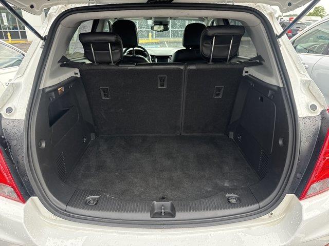2022 Chevrolet Trax - $15,990