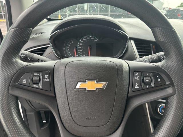 2022 Chevrolet Trax - $15,990