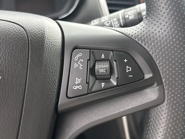 2022 Chevrolet Trax - $15,990