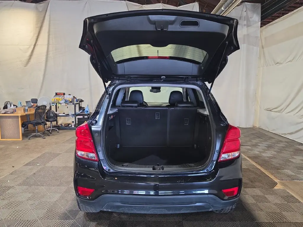 2022 Chevrolet Trax - $17,851