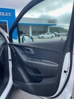 2019 Trax Thumbnail 9