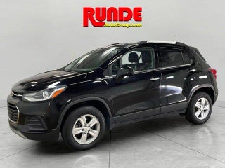 2020 Chevrolet Trax with Mosaic Black Metallic Exterior