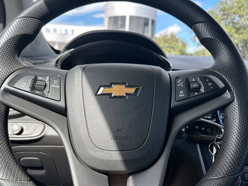 2022 Chevrolet Trax - $9,997