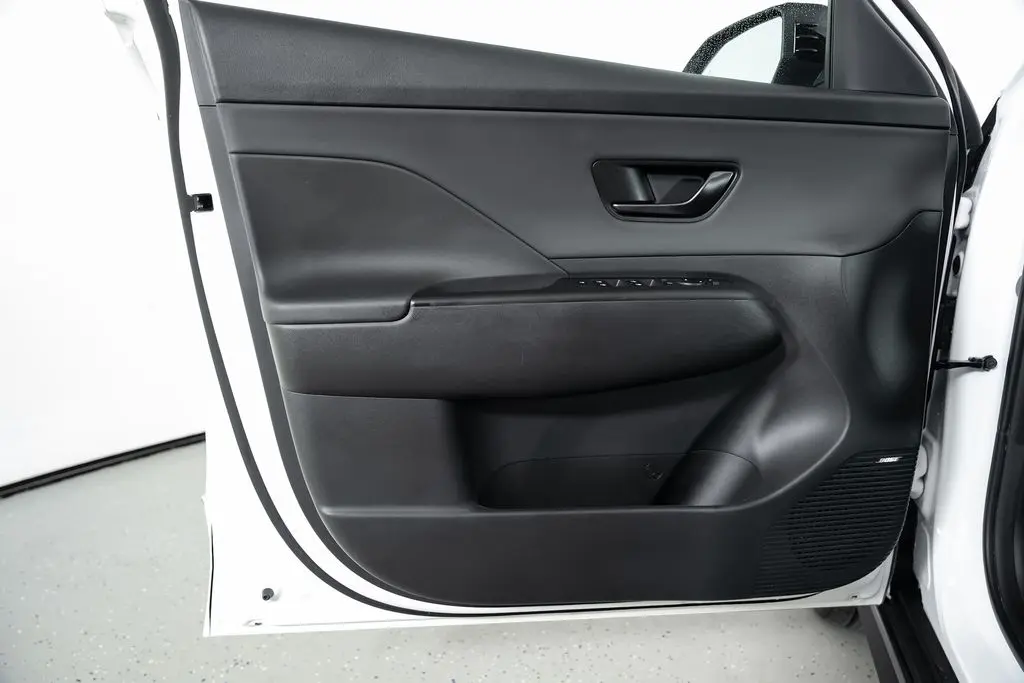 2024 Hyundai Kona - $23,800