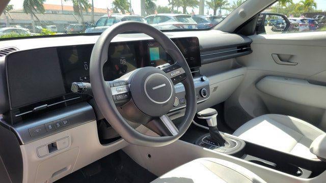 2026 Hyundai KONA SE