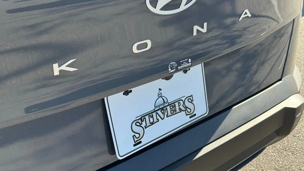 2026 Hyundai KONA SE