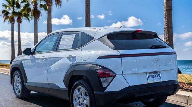 2026 Hyundai KONA SE