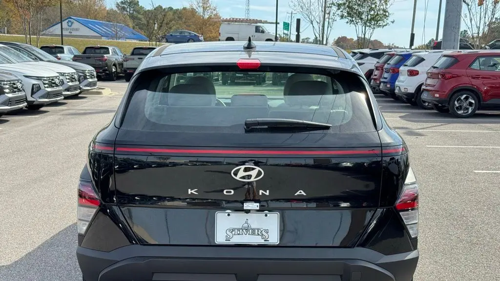 2026 Hyundai KONA SE