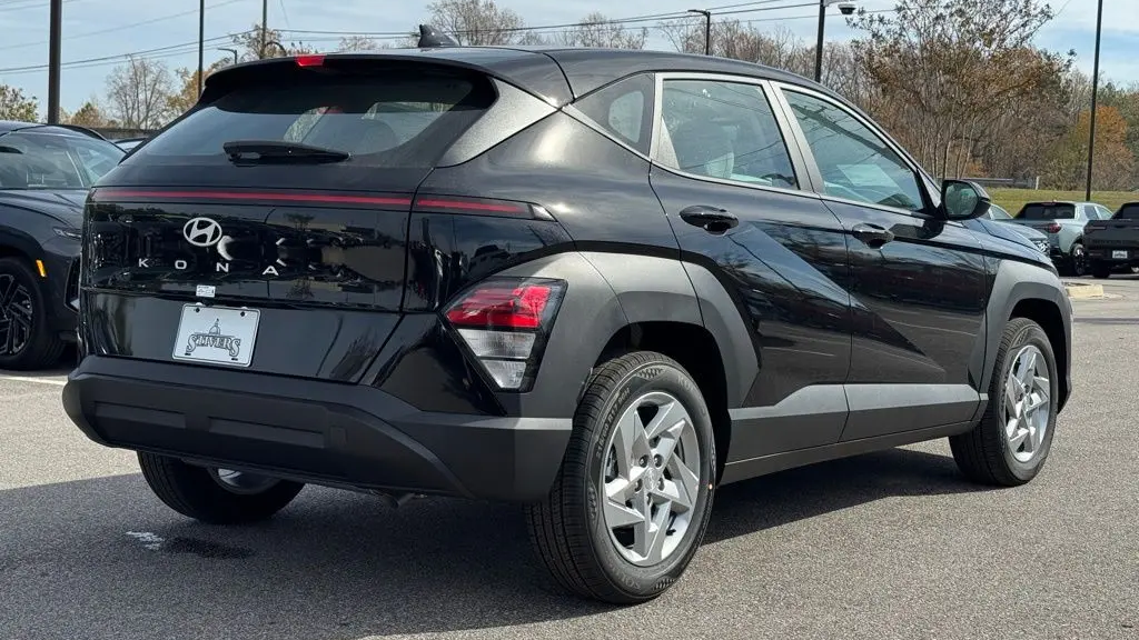 2026 Hyundai KONA SE