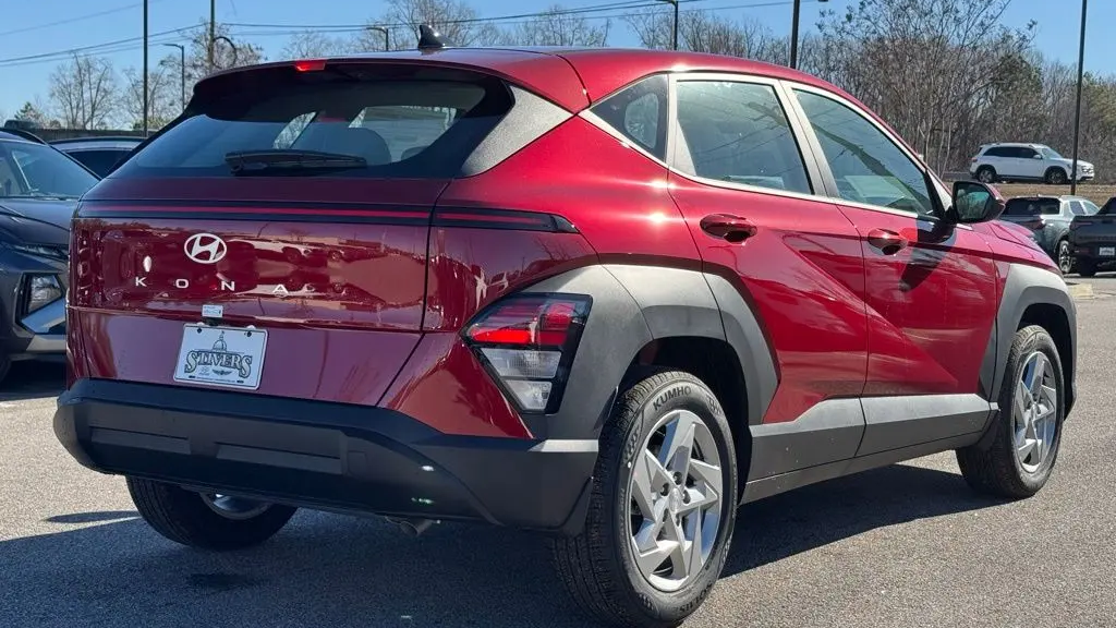 2026 Hyundai KONA SE