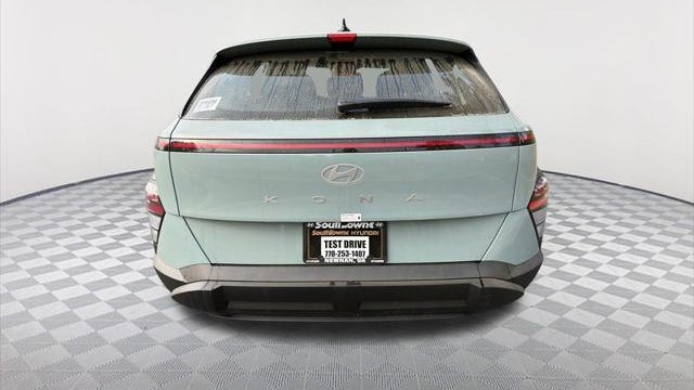 2026 Hyundai KONA SE