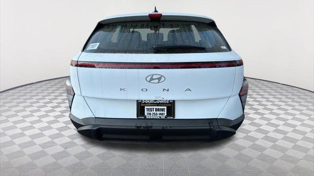 2026 Hyundai KONA SE