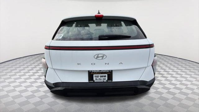 2026 Hyundai KONA SE