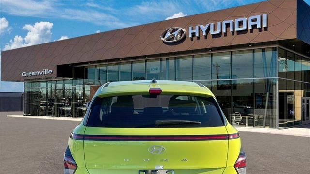2026 Hyundai KONA SE