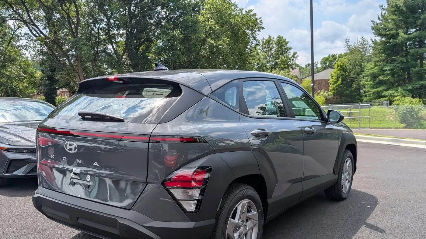2026 Hyundai KONA SE