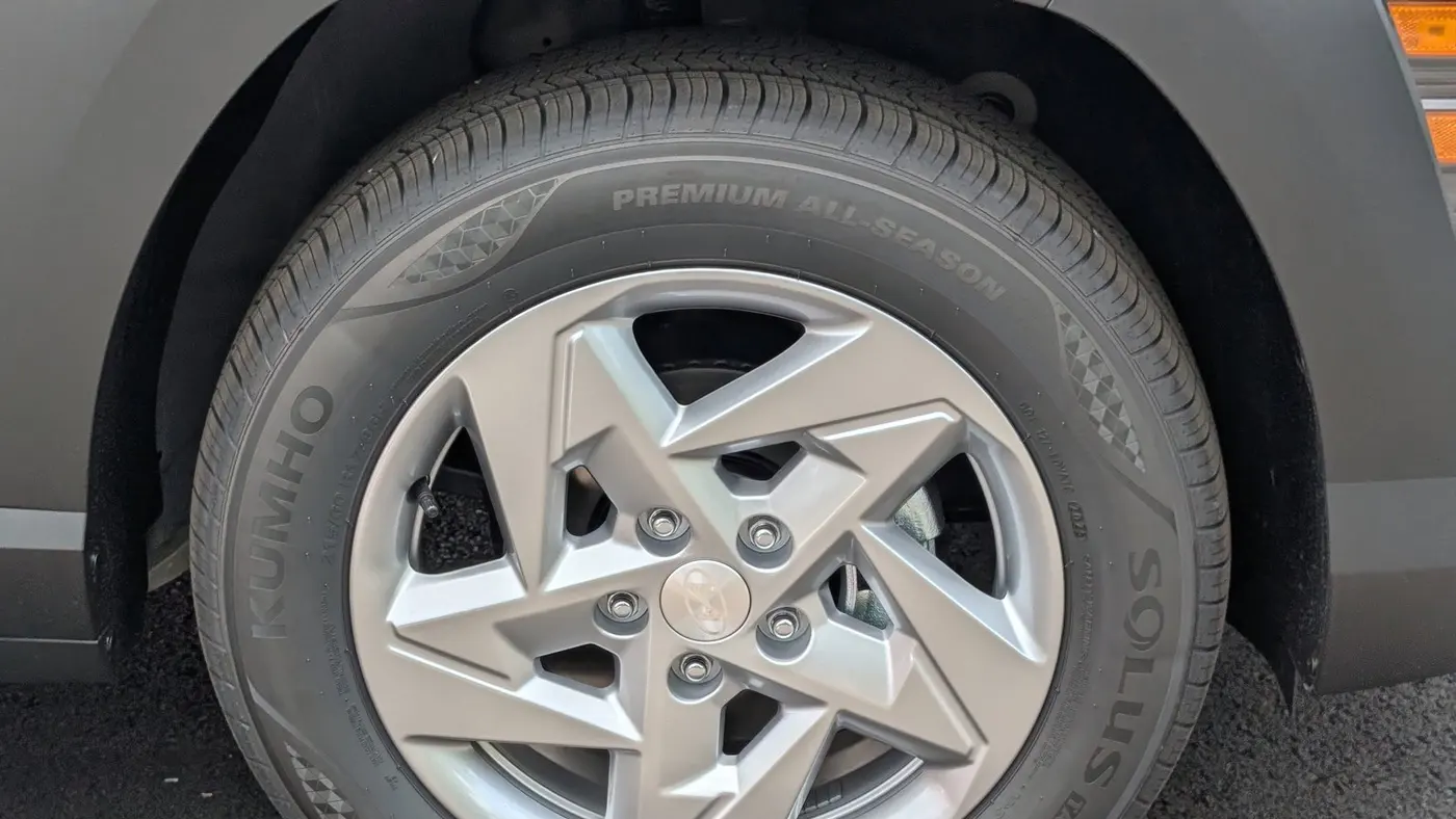 2026 Hyundai KONA SE