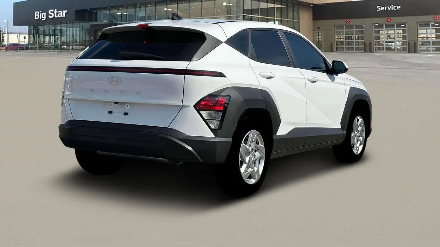 2026 Hyundai KONA SE