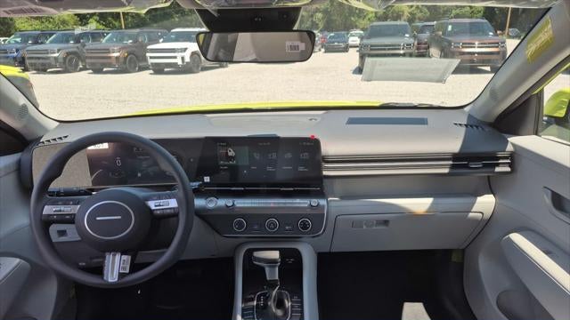 2026 Hyundai KONA SE