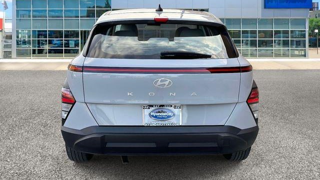 2024 Hyundai KONA SE
