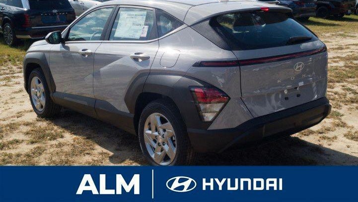2026 Hyundai KONA SE