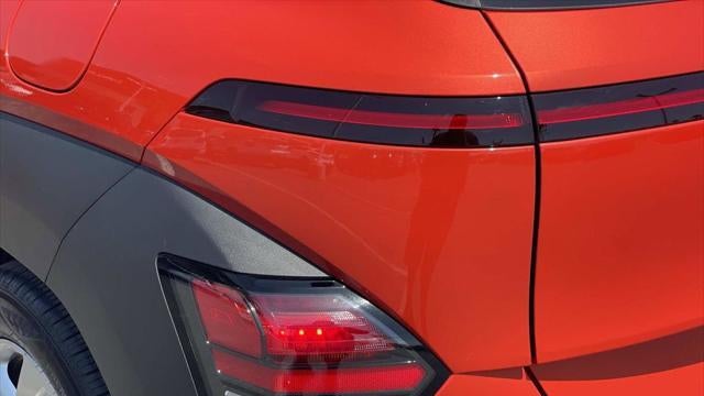 2025 Hyundai KONA SE