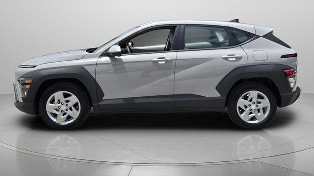 2025 Hyundai KONA SE