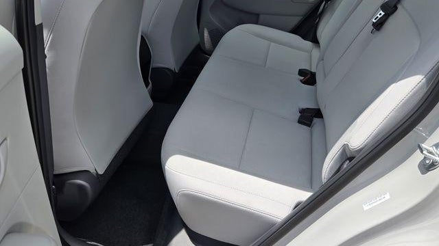 2025 Hyundai KONA SE