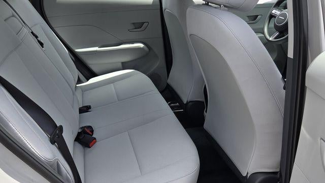 2025 Hyundai KONA SE
