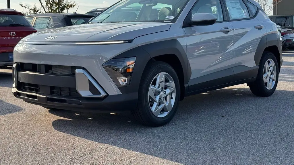 2026 Hyundai KONA SE
