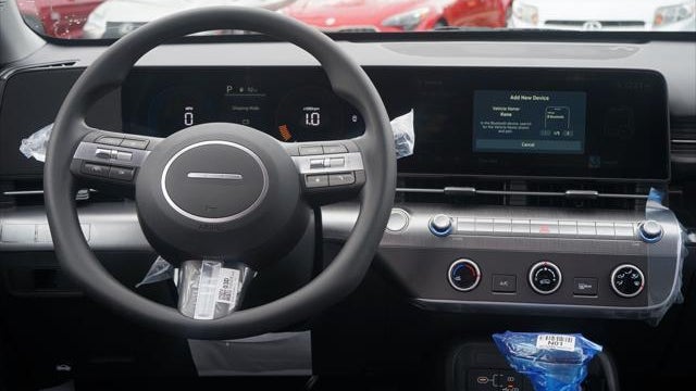 2026 Hyundai KONA SE