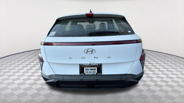 2026 Hyundai KONA SE