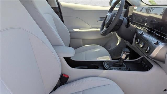 2026 Hyundai KONA SE