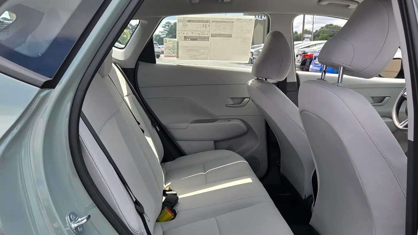 2026 Hyundai KONA SE