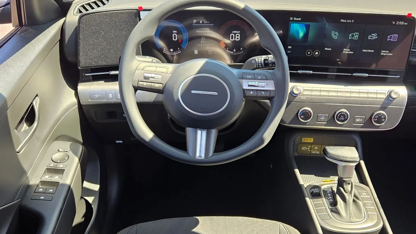 2026 Hyundai KONA SE