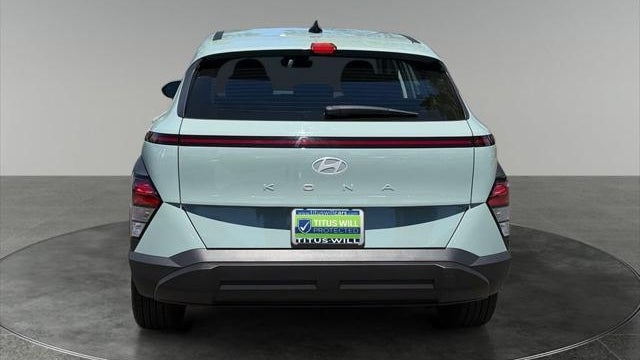 2025 Hyundai KONA SE