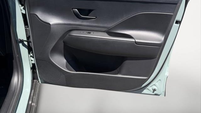 2025 Hyundai KONA SE