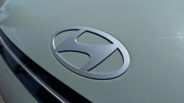 2025 Hyundai KONA SE