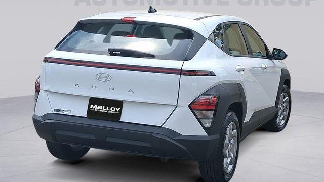 2026 Hyundai KONA SE
