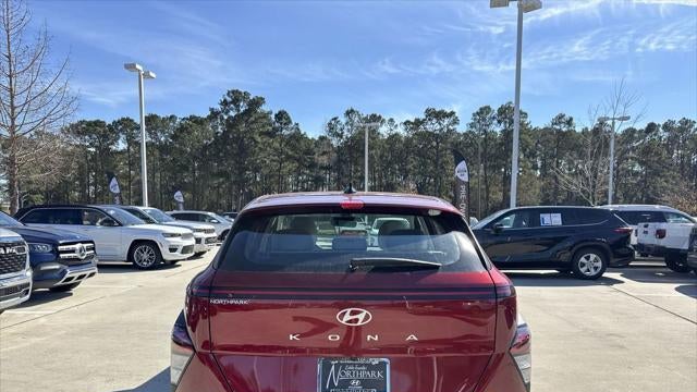2026 Hyundai KONA SE