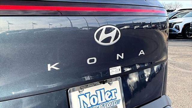 2026 Hyundai KONA SE