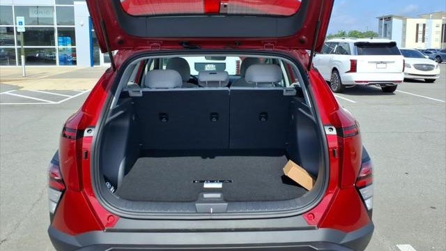 2026 Hyundai KONA SE