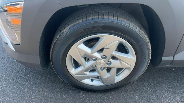 2024 Hyundai KONA SE