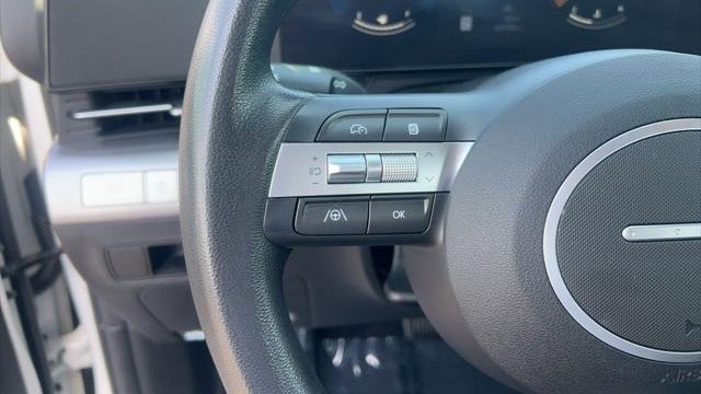 2024 Hyundai KONA SE